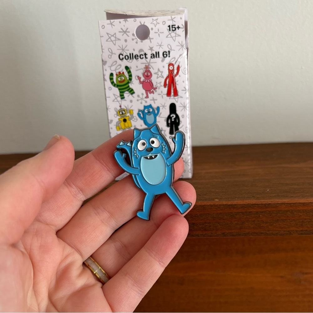 Yo Gabba Gabba Toodee enamel pin
